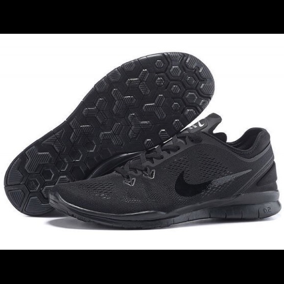 55% off Nike Shoes - Women's Nike Free TR FIT 5 Training Shoes *NIB ... Women's Nike Free TR FIT 5 Training Shoes *NIB*